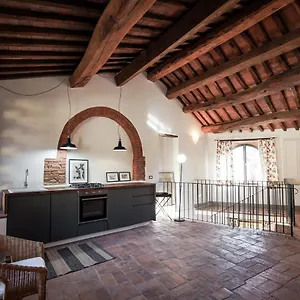La Fabbrica , Calci Italie
