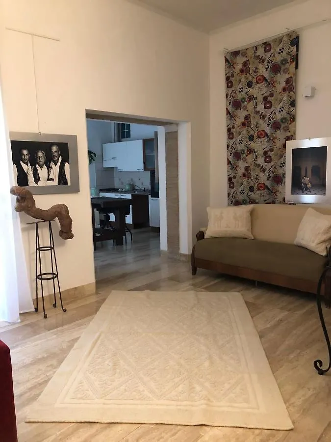 Altrove Acomodação com café da manhã Cagliari Itália